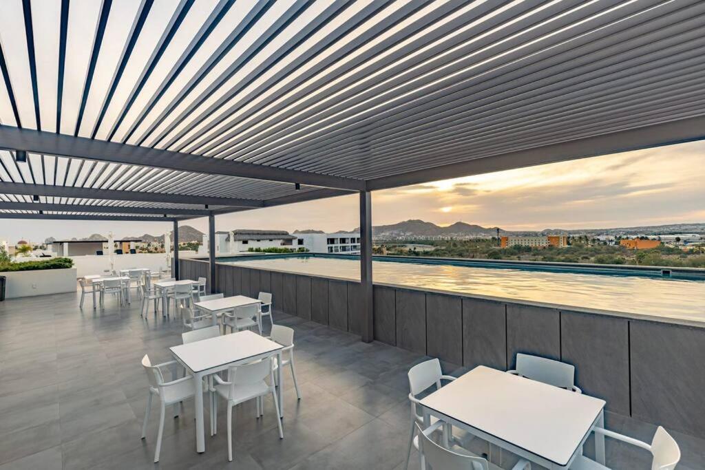 Endless Summer - 2Bed 2Bath Condo - Seasonly Heated Pool With Ocean Views - 5Min Walk To Beach - Fibre Internet - Sleeps 6 Cabo San Lucas Exterior foto
